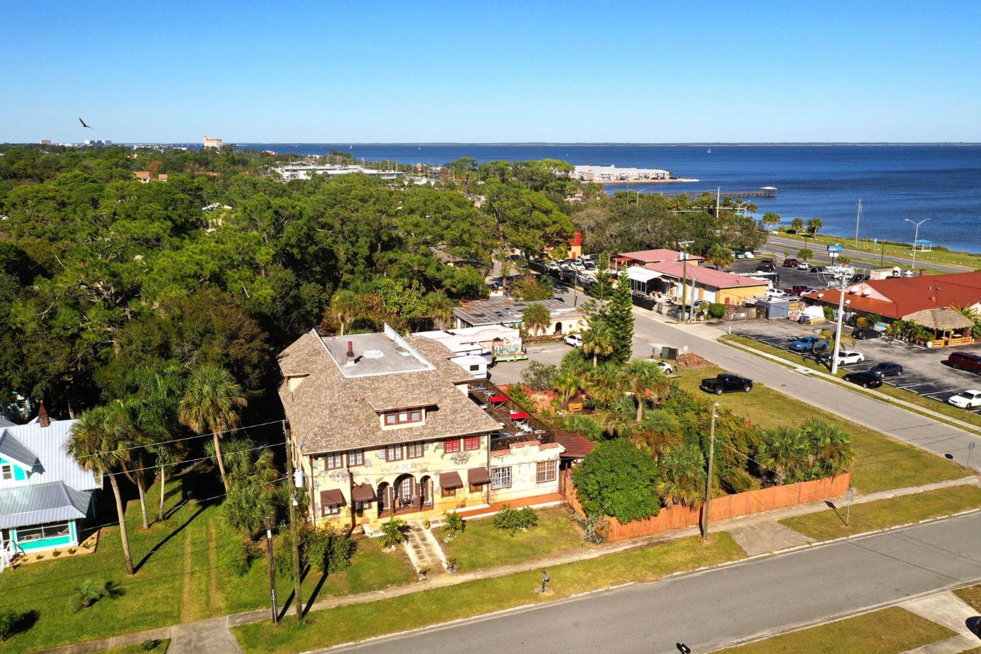 Casa Coquina Del Mar Bed And Breakfast Titusville Esterno foto